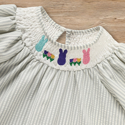 Baby Girl Easter Bunny Smocked Dress – Hand-Embroidered Rabbit & Carrot Party Outfit – Vintage Style Short Sleeve Spring Dress