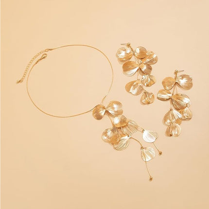 Boho Ginkgo Leaf Tassel Y-Necklace – Elegant Gold-Tone Long Pendant Choker for Weddings, Parties & Beach Outfits