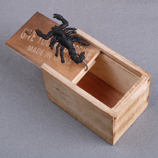 Prank Spider Scare Box – Handmade Wooden Surprise Box – Hilarious Joke Toy for Kids & Adults – Perfect for April Fool's & Parties