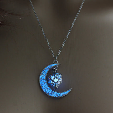 Glow in the Dark Pendant Necklace – Luminous Stone Jewelry with Silver Plated Chain – Magical Glowing Necklaces for Festivals & Parties