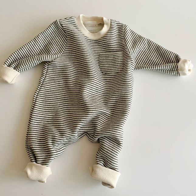 Cozy Striped Baby Jumpsuit – Soft 95% Cotton Long-Sleeve Romper – Easy Hidden Button Closure – Warm Autumn & Winter Infant Outfit