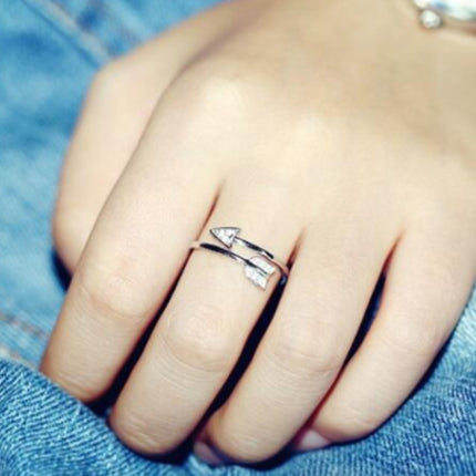 Sparkling Zircon Arrow Ring – Adjustable Open-End Finger Ring – Minimalist Symbolic Jewelry Gift for Her