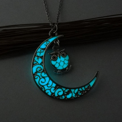 Glow in the Dark Pendant Necklace – Luminous Stone Jewelry with Silver Plated Chain – Magical Glowing Necklaces for Festivals & Parties