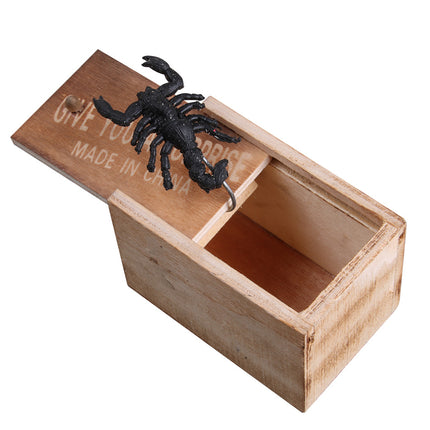 Prank Spider Scare Box – Handmade Wooden Surprise Box – Hilarious Joke Toy for Kids & Adults – Perfect for April Fool's & Parties