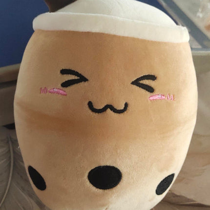 Cute Fruit Boba Tea Plush Pillow – Soft Strawberry Milk Tea Stuffed Toy – Kawaii Bubble Tea Cup Cushion for Kids & Teens (Pink/Brown)