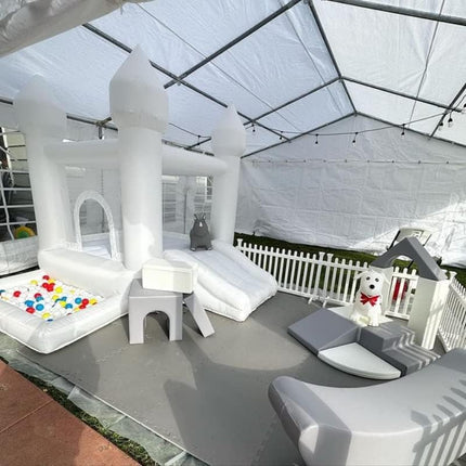 White Castle Inflatable Bounce House – Premium Oxford Cloth Trampoline with Blower for Kids' Parties & Backyard Play