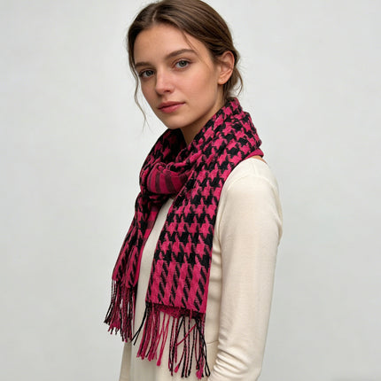 Textured Jacquard Weave Plush Scarf – Warm & Luxurious Wrap for Elegant Evenings & Everyday Style