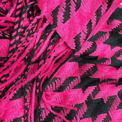 Textured Jacquard Weave Plush Scarf – Warm & Luxurious Wrap for Elegant Evenings & Everyday Style