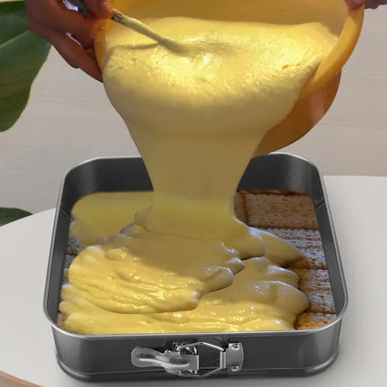 ProBake™ Professional Springform Pan – Heavy-Duty Carbon Steel Cake Mold with Non-Stick Coating