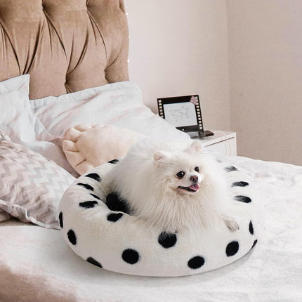 Mewoofun 23-Inch Donut Cat Bed – Black Dot Patterned Round Plush Pet Bed – Calming Anxiety-Relief Bed for Indoor Cats & Small Dogs