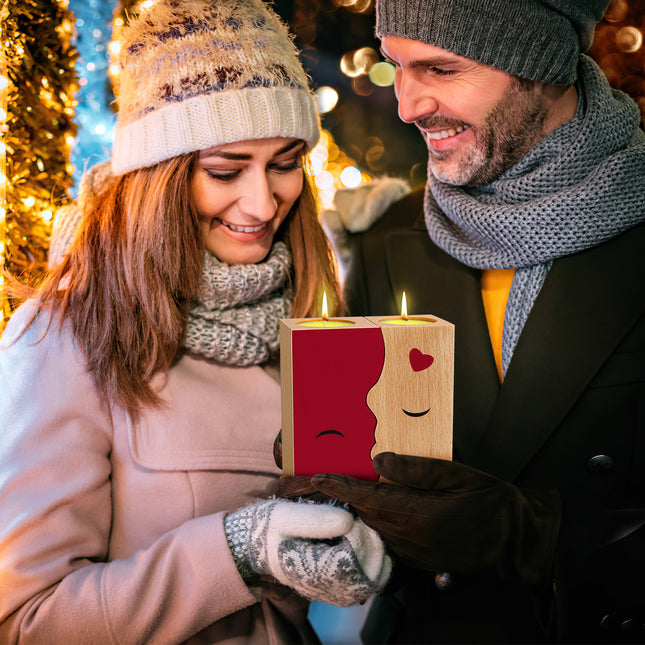 Kissing Couple Wooden Candle Holder Set – 2Pcs Romantic Anniversary Gift for Her/Him – Interlocking Heart-Silhouette Tea Light Holder for Home Decor