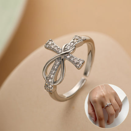 Elegant Intertwined Copper Ring – Adjustable Geometric Criss-Cross Design – Modern Fashion Finger Accessory for Women & Girls – Perfect Everyday & Party Jewelry Gift