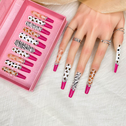 Diamond Zebra™ Luxury Press-On Nails – Extra Long Stiletto Hand-Painted 3D Nails